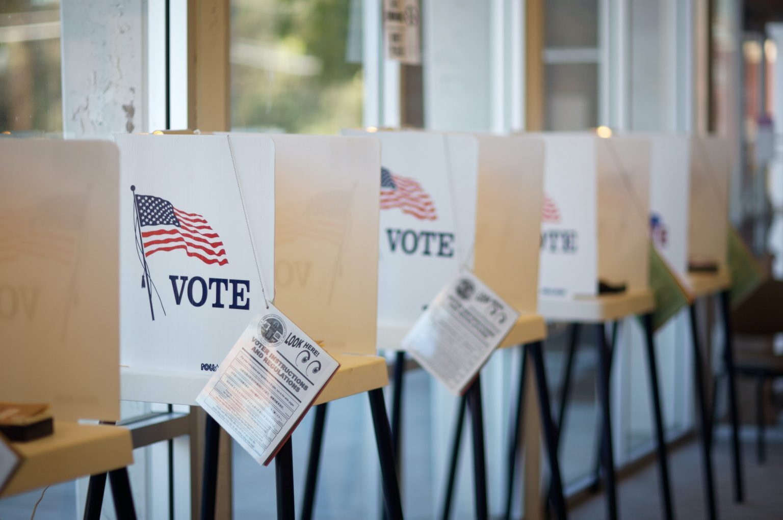 False claims, threats fuel poll worker sign-ups for midterms